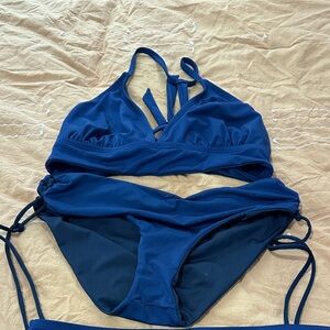 Carve Designs 2 piece swim suit.
